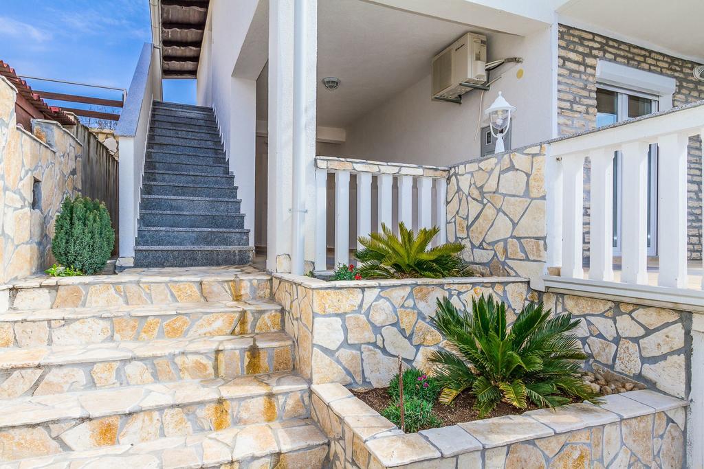 Apartmani Bregovec Maslenica Exteriér fotografie