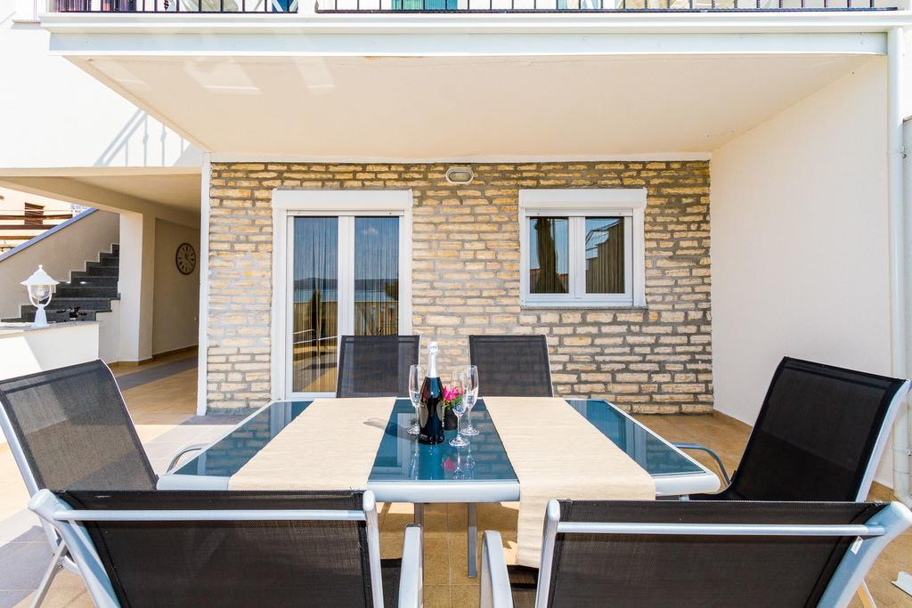 Apartmani Bregovec Maslenica Exteriér fotografie